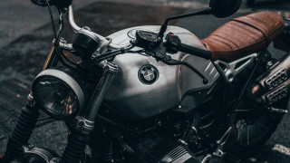 Motorcycle roadside brown seats 3d - the side of the road free wallpaper