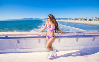 Woman bikini ocean beach boat - a boat in the background free wallpaper