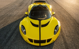 Yellow sports car cobra starry - the front of its free wallpaper