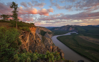 River valley green hills cloudy - hudson river school free wallpaper for desktop