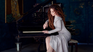 Woman piano elina karimova portrait - a piano free wallpaper