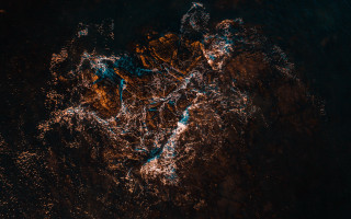 Dark water yellow blue lines - octane renderer free wallpaper