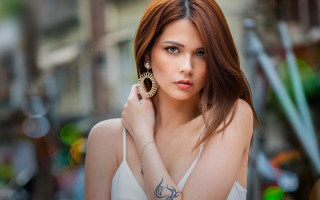 Anna maria tattoo earrings portrait - a photorealistic painting free wallpaper for desktop