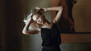 Elina karimova blonde hair horse - flowing hair free wallpaper
