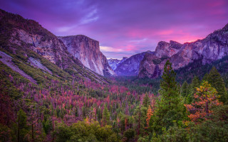 Mountain valley sunset pink sky - the valley free wallpaper