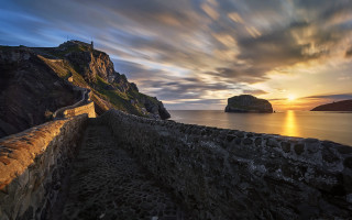 Stone wall sunset rock outcropping - a stone wall free wallpaper