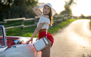 Woman hat leaning car suitcase - a woman in a hat free wallpaper