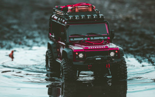 Toy truck water people beach - octane free wallpaper