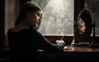 Woman writing mirror reflection storybook - a storybook illustration free wallpaper for desktop