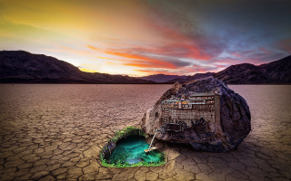 Desert rock house water matte - a pool of water free wallpaper for desktop
