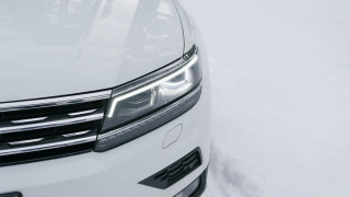 White car snow headlights black - its headlight free wallpaper