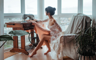 Woman dress sewingmachine plant arts - a cross stitch free wallpaper