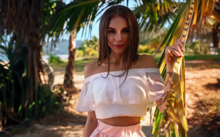 Elina karimova pink skirt palm - a white top free wallpaper