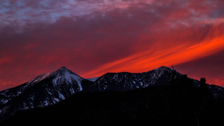 Red sky mountain cloud sunset - a mountain in the background free wallpaper