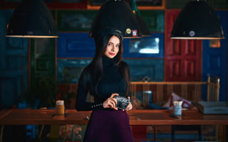 Woman camera room lights table - canon eos r 3 free wallpaper