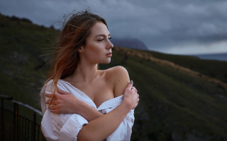 Woman longhair hill clouds folded - neoromanticism free wallpaper