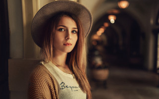 Woman hat portrait bokeh elina - colored free wallpaper