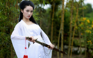 Woman sword kimono bamboo nature - a red string free wallpaper