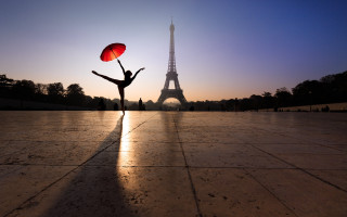 Eiffel tower red umbrella outdoors - composition free wallpaper