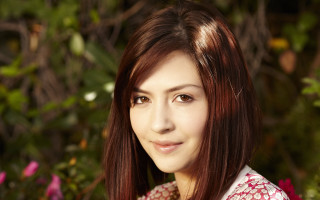 Woman smiling flowery shirt bush - flowery free wallpaper