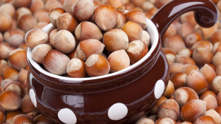 Nuts bowl pile closeup highdef - boetius adamsz bolswert free wallpaper