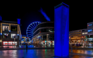 City square ferriswheel blue light - a ferris wheel free wallpaper
