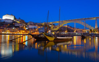 Bridge river night lights cityscape - almada negreiro free wallpaper