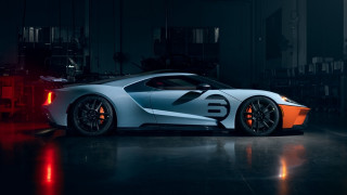 Sports car dark garage red 3 - f 8 aperture free wallpaper
