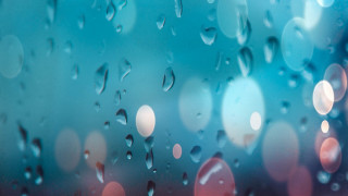 Rainy window blurry bubble underwater - a blurry background free wallpaper