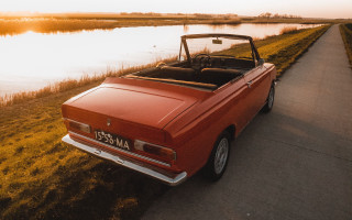 Red convertible lake sunset vintage - a sun setting free wallpaper