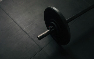 Barbell dark room black floor - a barbell free wallpaper