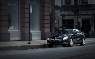 Black car street light building - a street light free wallpaper