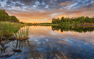Lake sunset clouds foreground grass - the sky above free wallpaper
