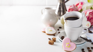 Coffee cookies vase flowers product - product photography free wallpaper for desktop