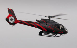 Helicopter gray sky red stripe - a red stripe free wallpaper