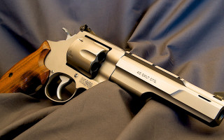 Wooden barrel gun blue sand - matte finish free wallpaper