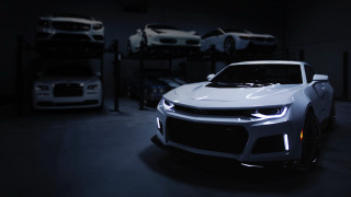 White car garage background tilt - neoism free wallpaper