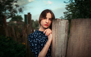 Woman fence portrait blue nails - anka zhuravleva free wallpaper