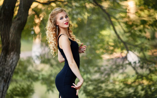 Woman black dress park blonde - a red lipstick free wallpaper