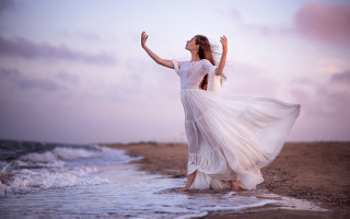 Beach woman white dress outstretched - daphne mcclure free wallpaper