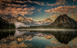 Mountain reflection lake forest clouds - a forest in the foreground free wallpaper