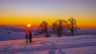 Snowboarding sunset bernd fasching romanticism - two person free wallpaper