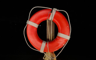 Life preserver rope wood photorealism - a life preserver free wallpaper
