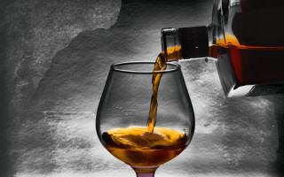 Wine pour holography 3d render - a bottle of wine free wallpaper