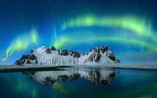 Mountain range green aurora lake 3 - a reflection free wallpaper