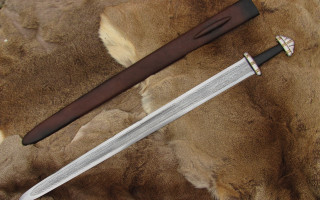 Knife wooden handle fur surface - a wooden handle free wallpaper