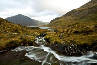 Lush valley mountain lake nature - a stream free wallpaper