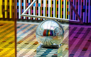 Colorful sculpture mirrorball triangle rainbow - a rainbow free wallpaper