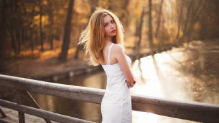 Woman white dress bridge river - a sun free wallpaper