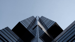 Tall building sky clouds architecture 3 - the top of the building free wallpaper